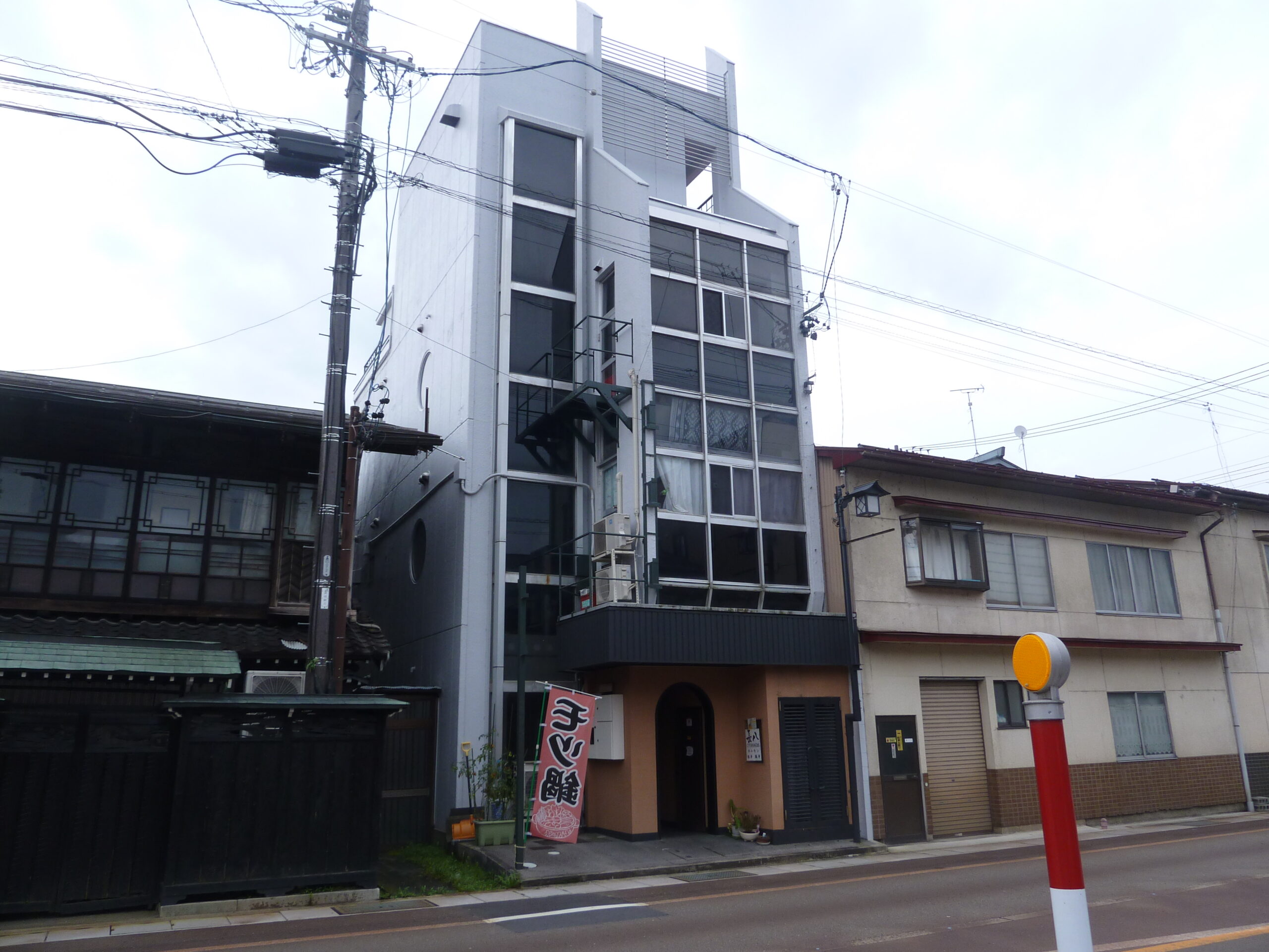 ファーストビル　３階